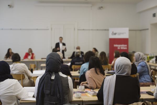 Frauen_staerken_Frauen_230524_@NadaKloss7von44.jpg