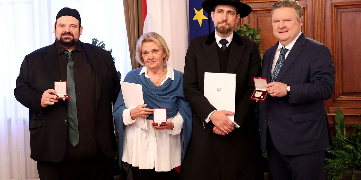 2023-11-20-wiener-buergermeister-michael-ludwig-ehrte-botsch.jpg
