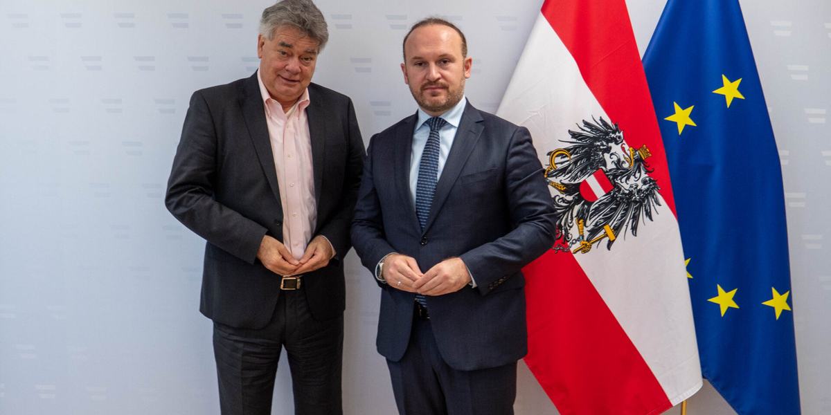vizekanzler-kogler-empfngt-igg-prsident-mit-vural_53306845723_o.jpg