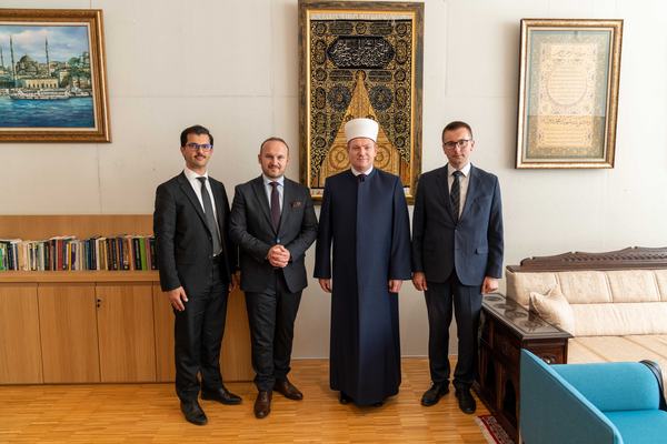 DSC08554-1.jpg