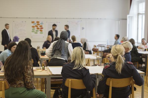 Frauen_staerken_Frauen_230524_@NadaKloss37von44.jpg
