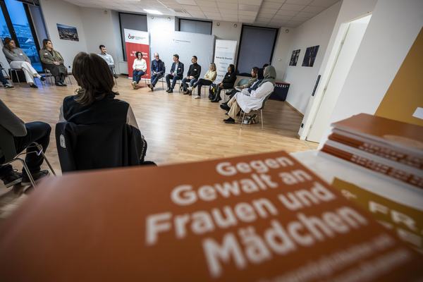 2024-11-25-Frauen-foerdern-Frauen-15@LPD-Wien-Dietmar-Gerhartl-Sinzinger.jpg